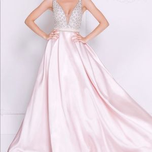 Prom dress. Pink. Terani Coture